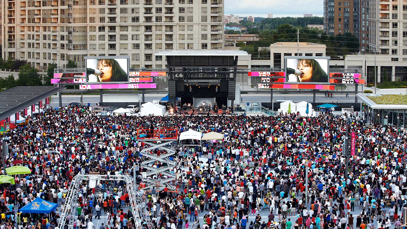 Mississauga Celebration Square | Kramer Design Associates