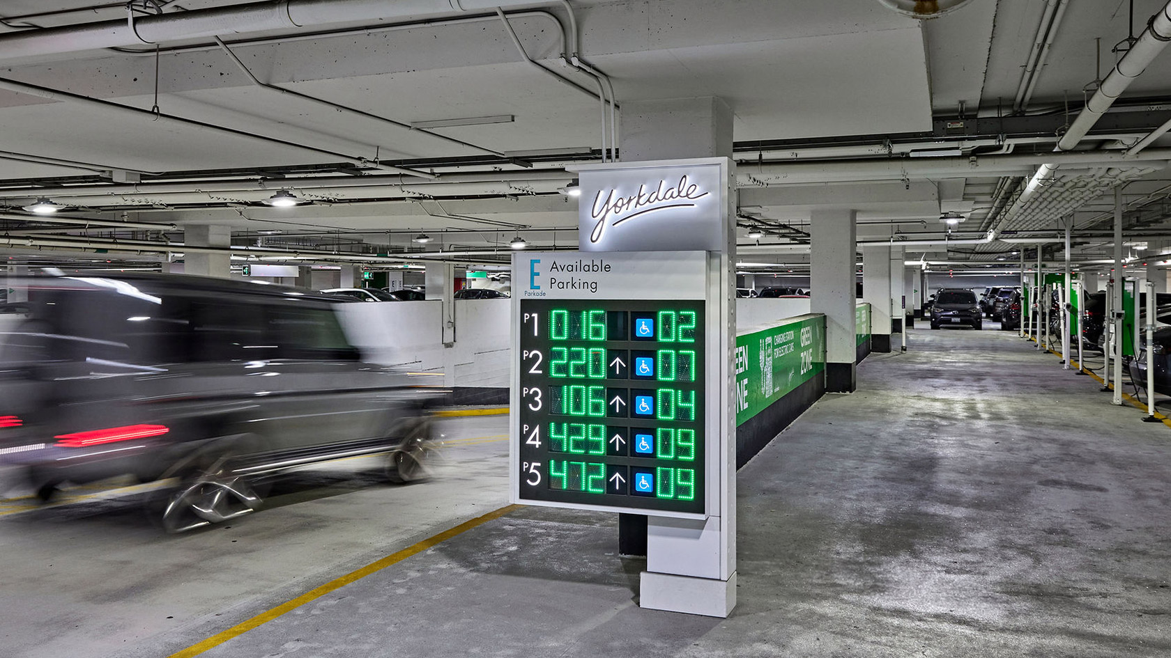 Yorkdale Shopping Centre| Kramer Design Associates